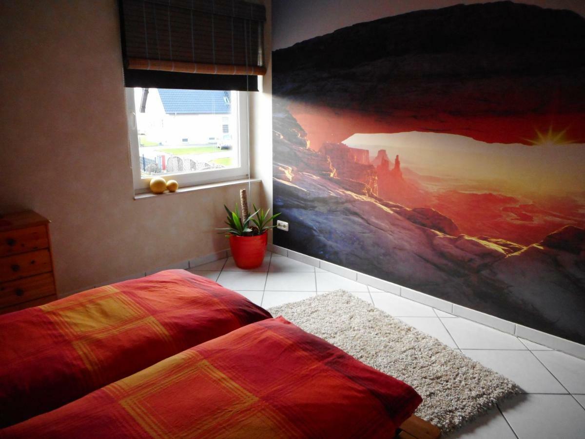 Modernes Ferienhaus Der Besonderen Art Mit Garten لونه المظهر الخارجي الصورة